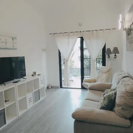 Casa Ive Romantic Pool 別荘 カレタ・デ・フステ